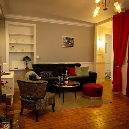 Cosy Art Gallery Reims
