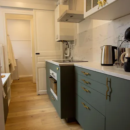 Apartment Cosy Art Gallery *