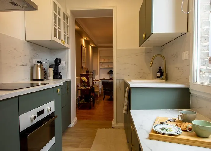 Cosy Art Gallery Апартаменты *