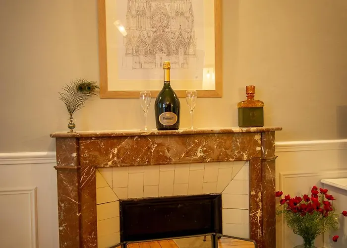 Cosy Art Gallery Апартаменты *